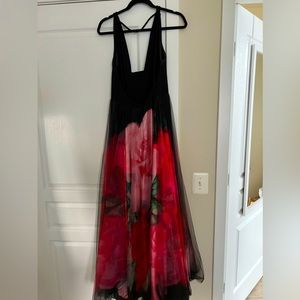 Black tie floral gown Large